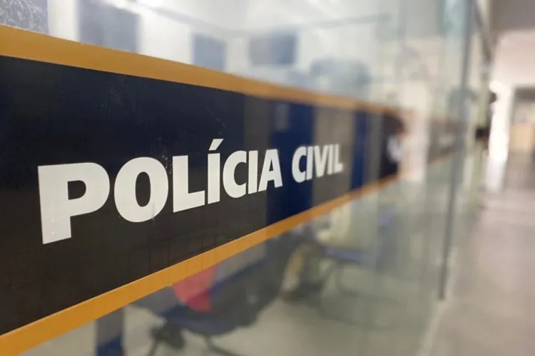Mulher presa por estupro de vulnerável contra adolescente de 13 anos em Lauro de Freitas