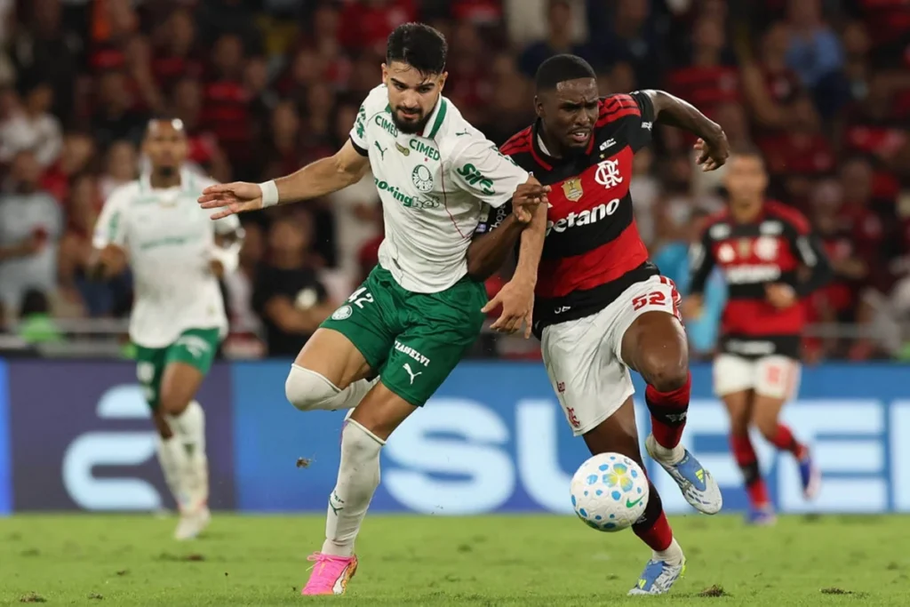 Palmeiras e Flamengo voltam a disputar o topo do Brasileirão nesta quarta (22/7)