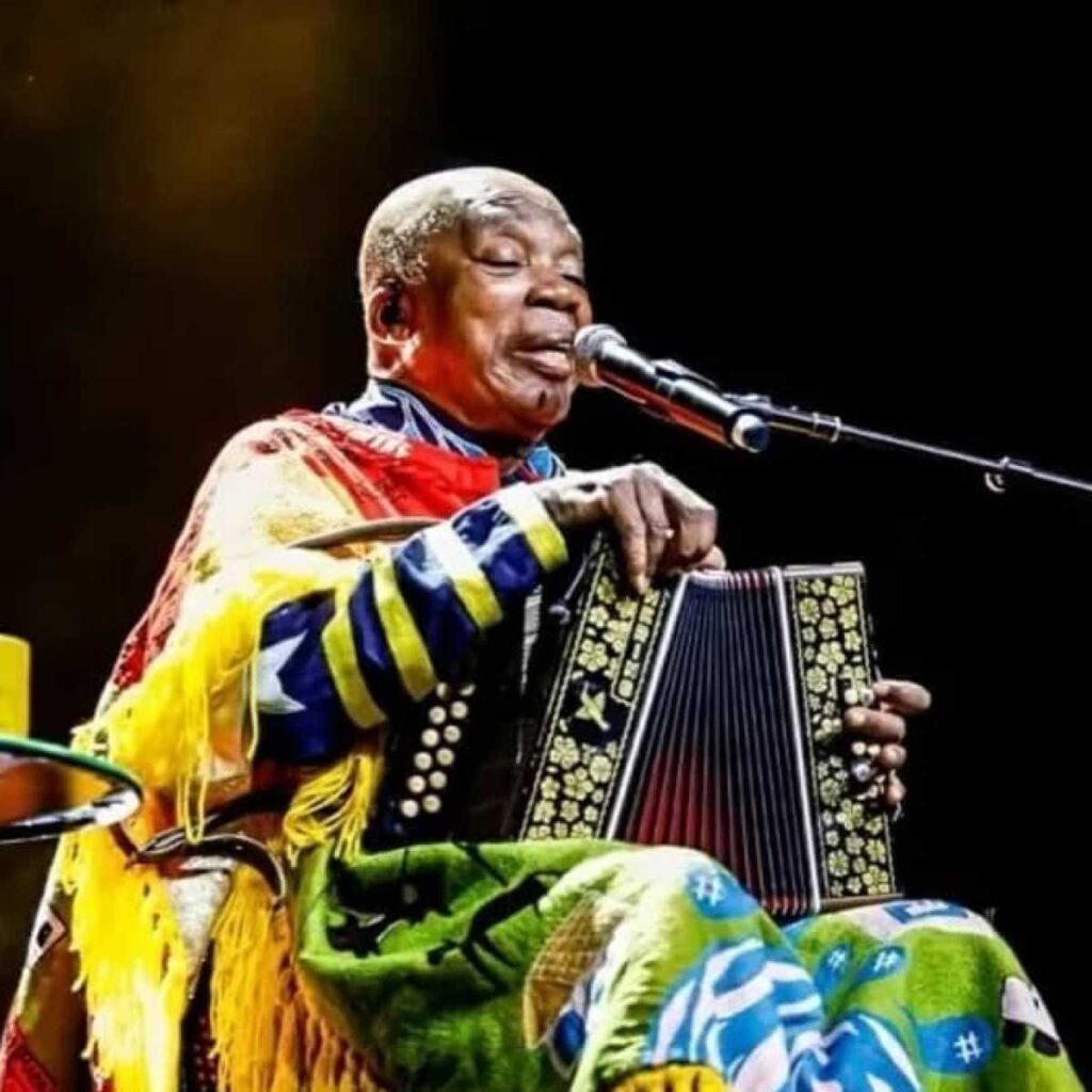 Milton Nascimento recupera direitos patrimoniais de ‘Travessia’ em decisão judicial