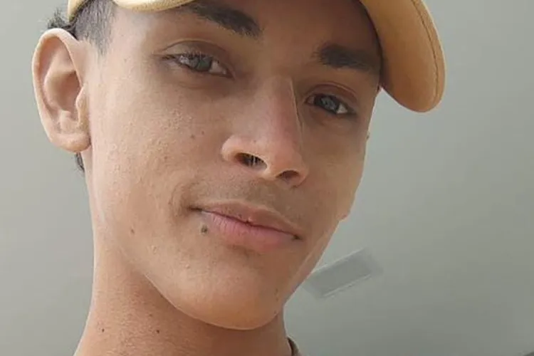 Adolescente de 16 anos morre após oito dias internado por colisão em Guanambi