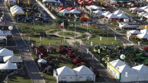 Governo da Bahia estuda transformar parte do Parque de Exposições de Salvador em centro de convenções