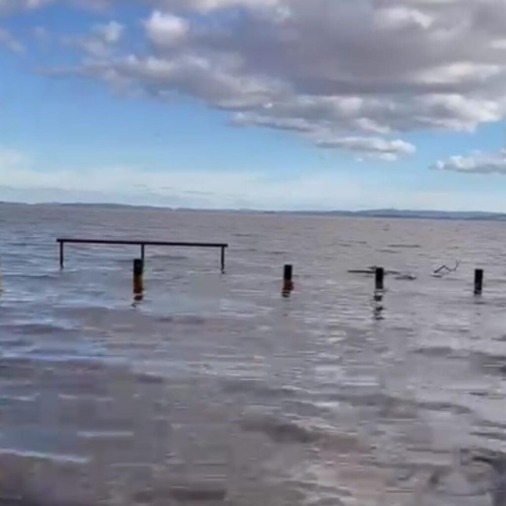 Defesa Civil alerta para risco de inundações no Rio Guaíba na Grande Porto Alegre