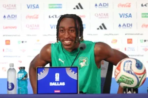 Real Madrid oferece €100 milhões ao RB Leipzig por Yan Diomandé