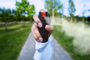 Lula sanciona lei que autoriza comercialização de spray de pimenta para defesa pessoal de mulheres