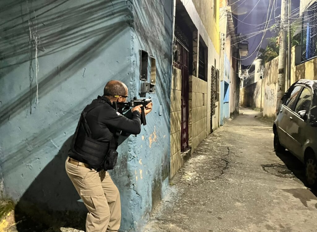 Investigados por estupro de vulnerável e pornografia infantil são alvos de operação na Bahia