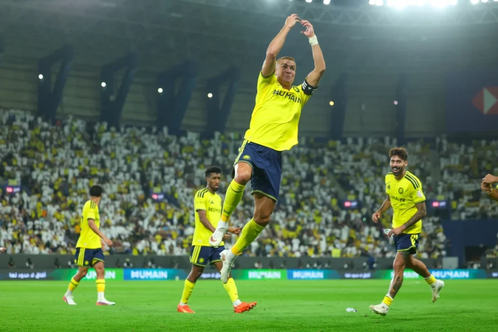 Cristiano Ronaldo marca em vitória do Al