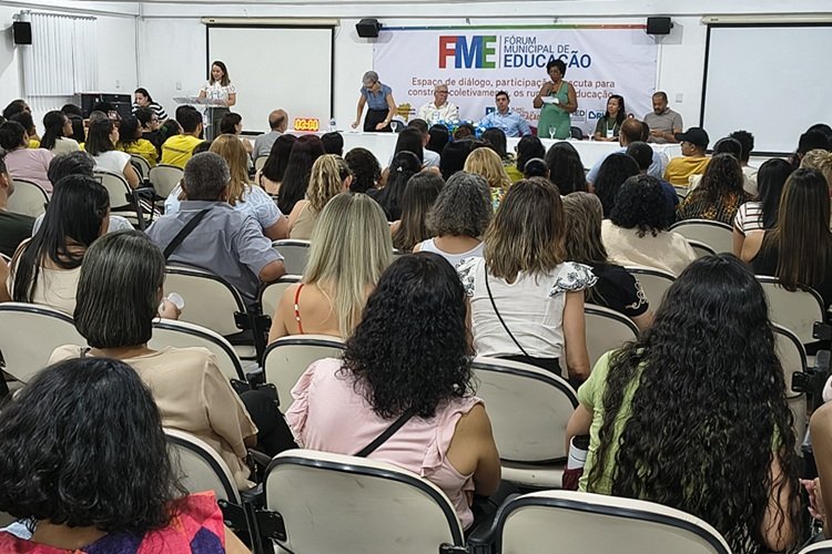 Brumado realiza eleição dos primeiros membros do Fórum Municipal de Educação
