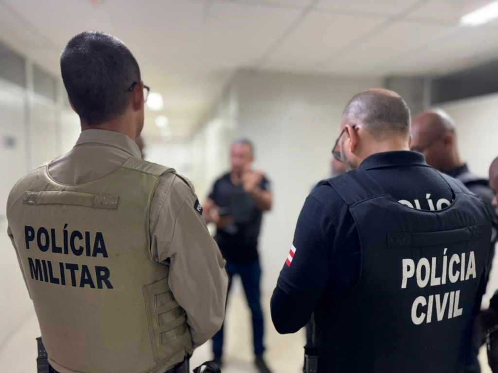 Homem é preso em flagrante por mostrar pênis para crianças na Bahia