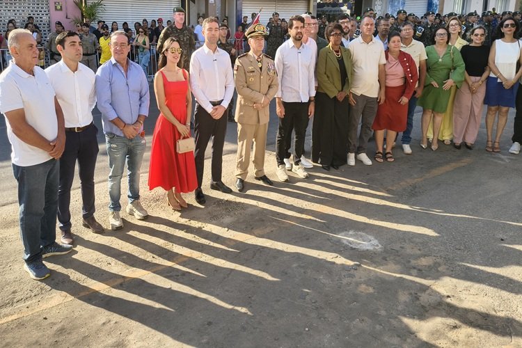 Brumado celebra 7 de setembro com desfile cívico