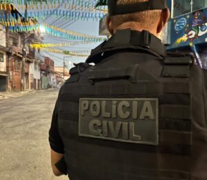 Homem é preso após agredir tio com pedaço de madeira na Bahia