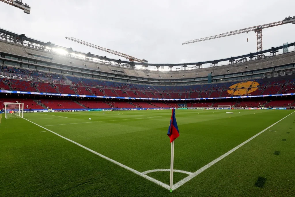 Camp Nou será sede da final da Champions League 2028/29