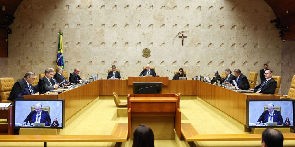 Fachin pede que ministros deixem disputa pessoal de lado durante análise de possível investigação contra Moraes