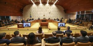 Zanin afirma que não é possível avaliar Moraes sem analisar atos de Mendonça