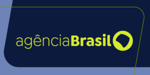 Mulher de Alexandre de Moraes nega vínculo pessoal com Vorcaro em voo de jatinho